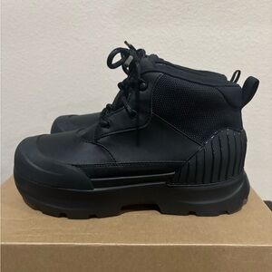 Womens UGG Neumel X Hybrid Boot Black SZ 9